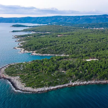 Nid Cache Вилла