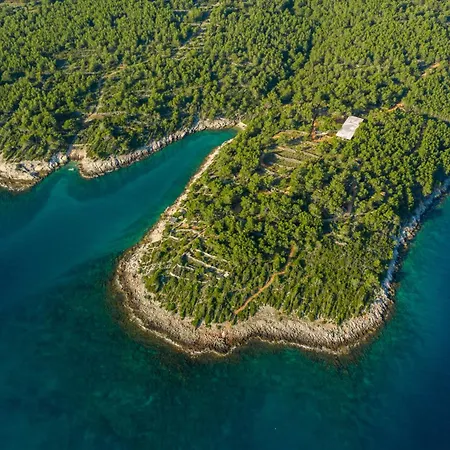 Nid Cache Вилла