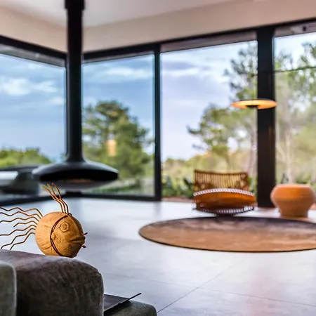 Villa Nid Cache *